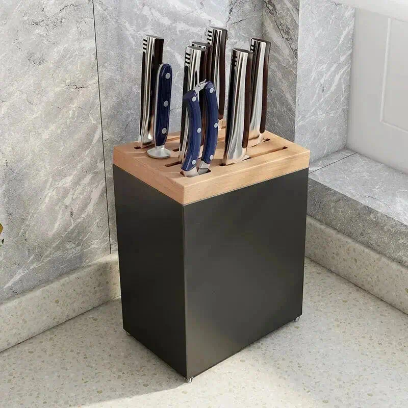 Angled Knife Block 4